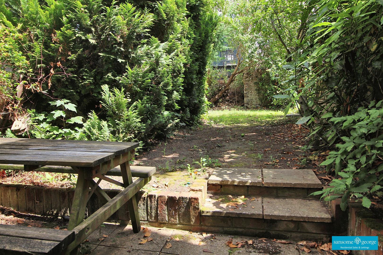 Lorne Street, Reading